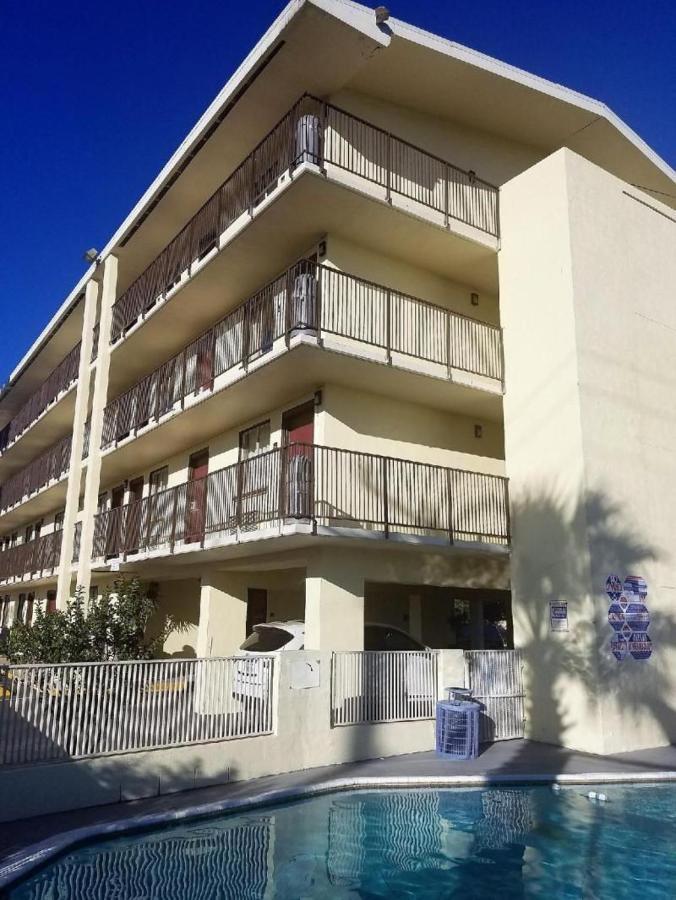 Hotel Qubed San Antonio Exterior foto